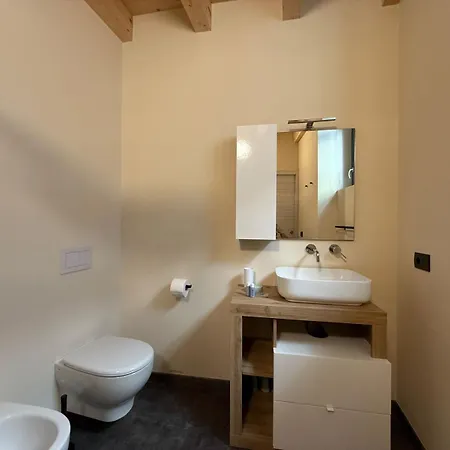 Casale Bellavista 1853, Cremia, Di